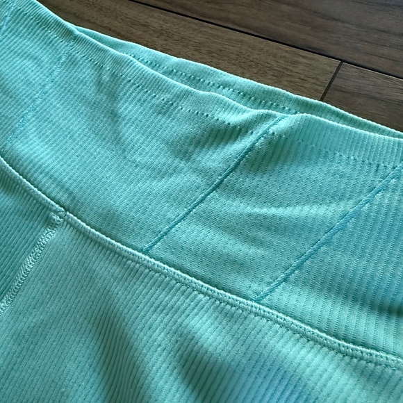 OFFLINE by Aerie | Size M | Aqua Blue Bike Shorts - Picture 5 of 6